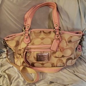 Super cute medium coach poppy hobo